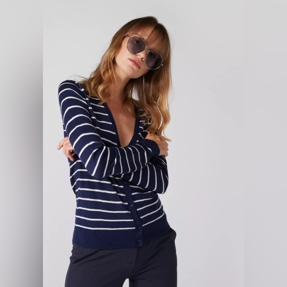 Vince Black Striped Button Down Tunic Cardigan Sweater - Picture 2 of 8